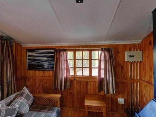 Room image 3