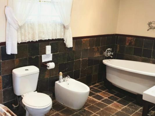 Room image 2