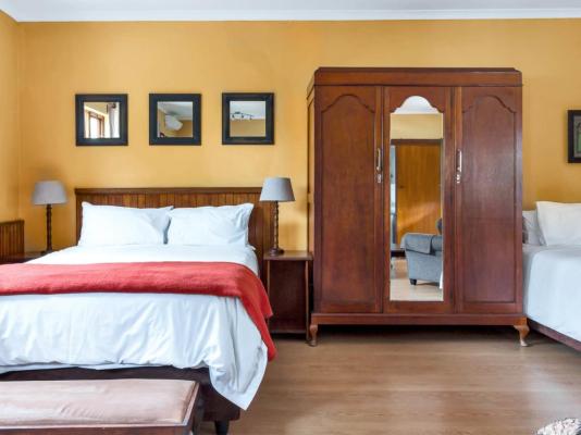 Room image 2