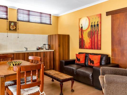 Room image 3