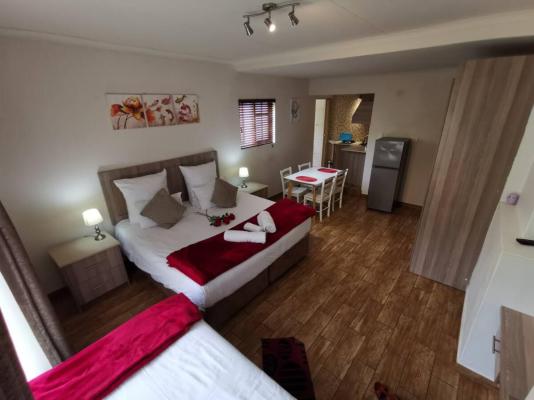 Room image 1