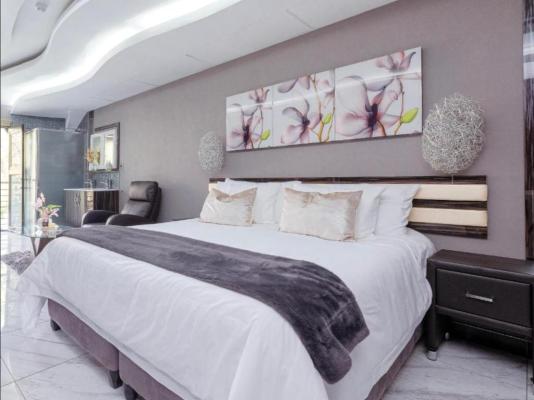 Room image 1