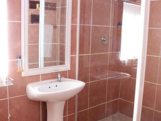 Room image 1