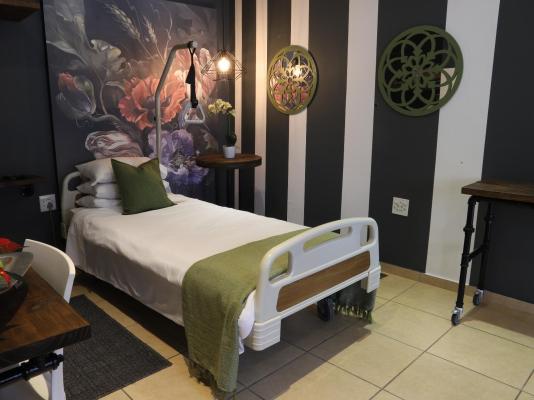 Room image 2