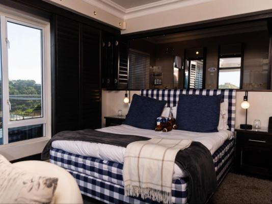 Room image 2