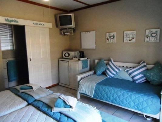 Room image 3