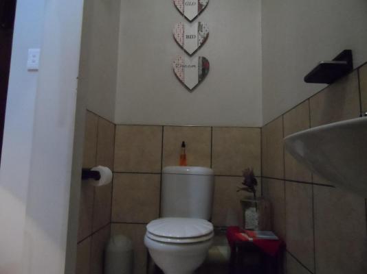 Room image 1