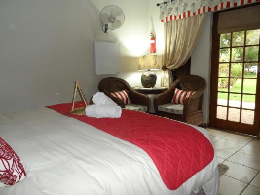 Room image 4