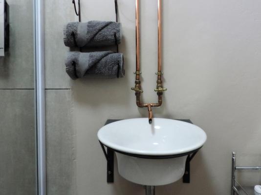 Room image 4