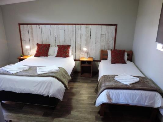 Room image 2