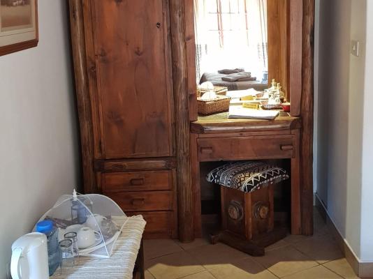Room image 2