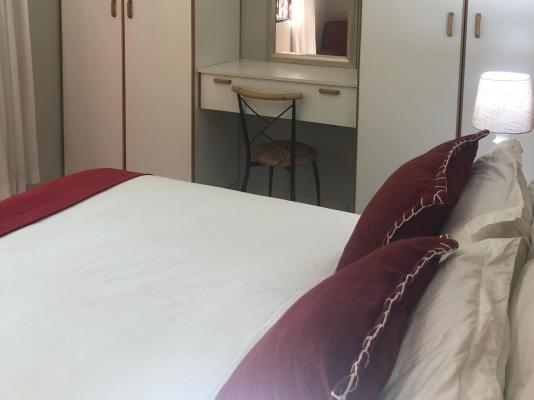 Room image 1