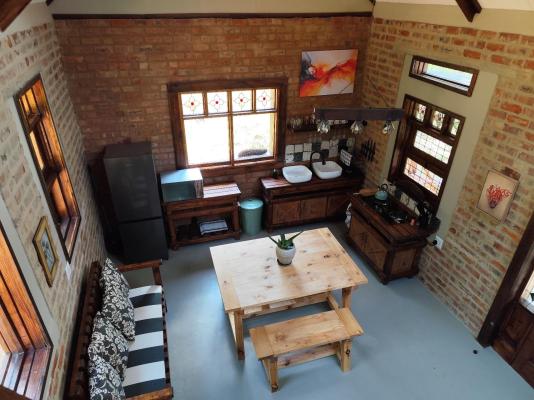 Room image 12