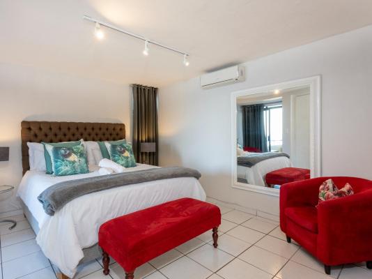 Room image 7