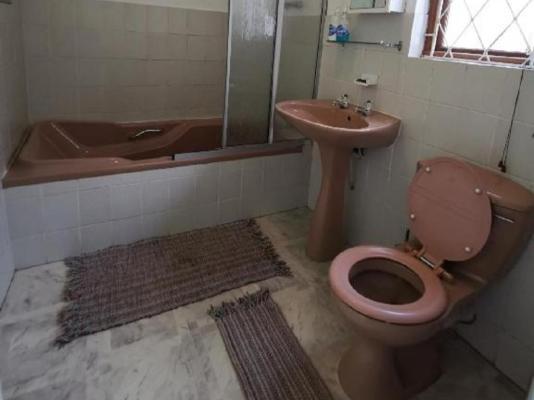 Room image 1