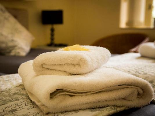 Room image 4