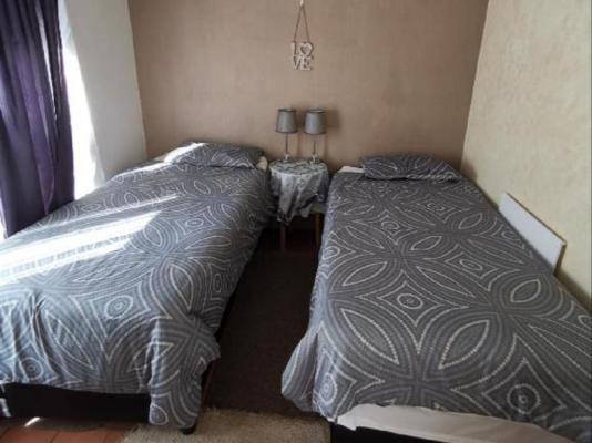 Room image 2