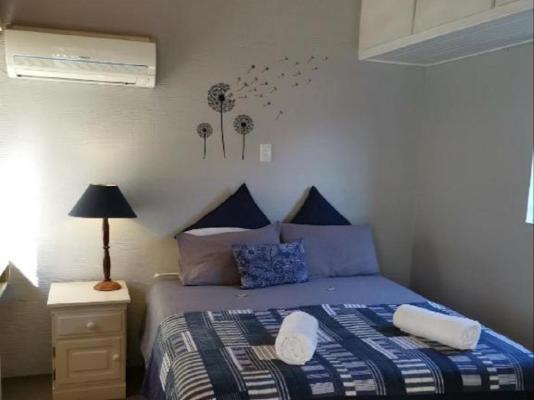 Room image 1