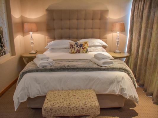 Clarence Retreat - 205445