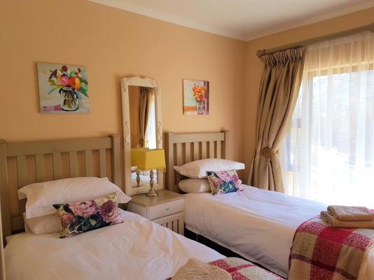 Clarence Retreat - 205450