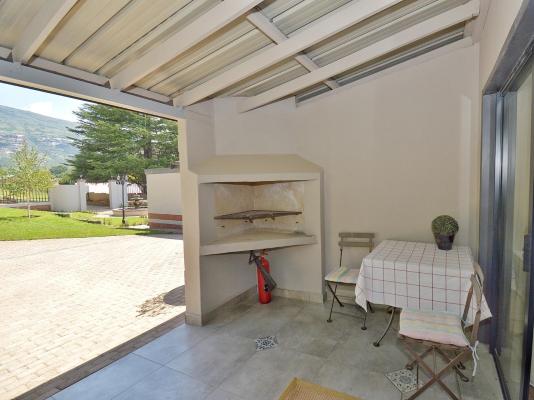 Clarence Retreat - 205455