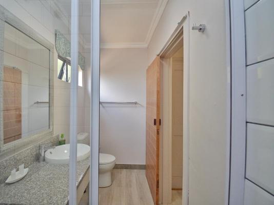 Clarence Retreat - 205456