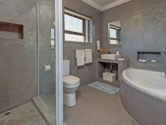 Room image 2