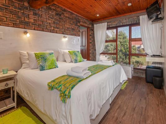 White Shark Guest House - 205540