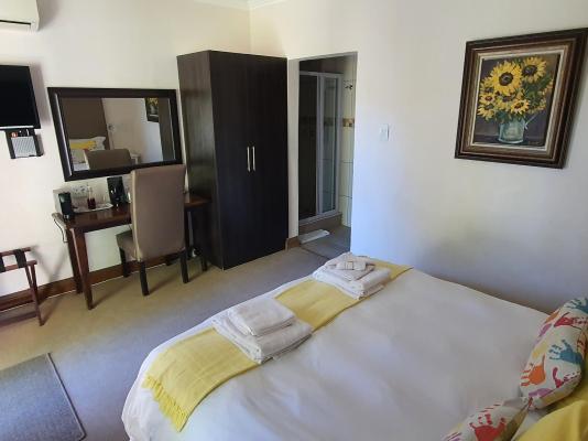 Room image 7