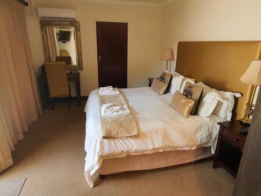 Room image 4