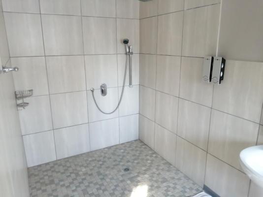 Room image 5
