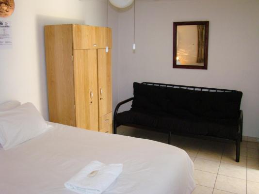 Room image 3