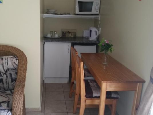 Room image 4
