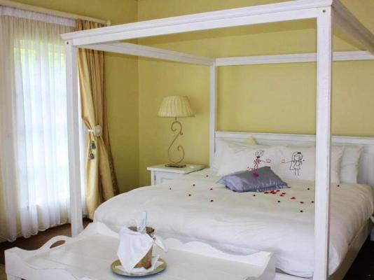 Room image 1