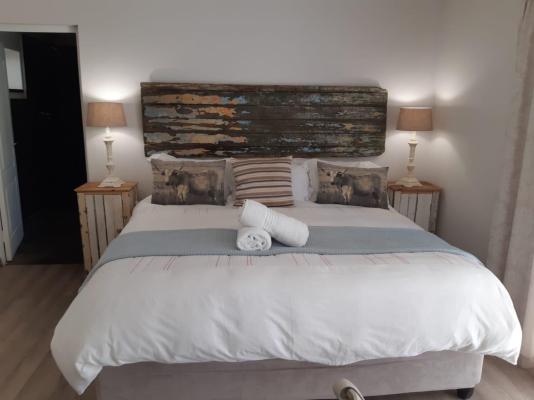 Room image 5