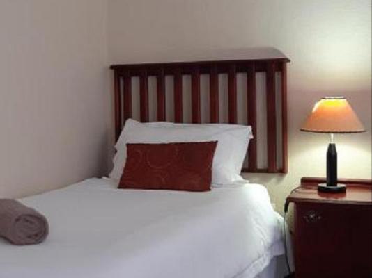 Room image 5