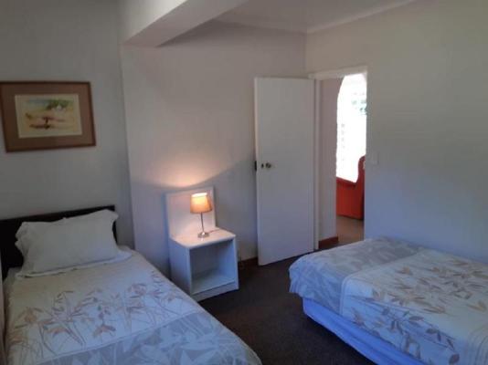 Room image 1