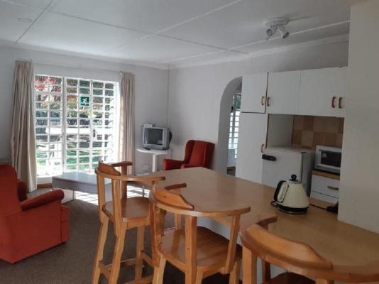 Room image 3