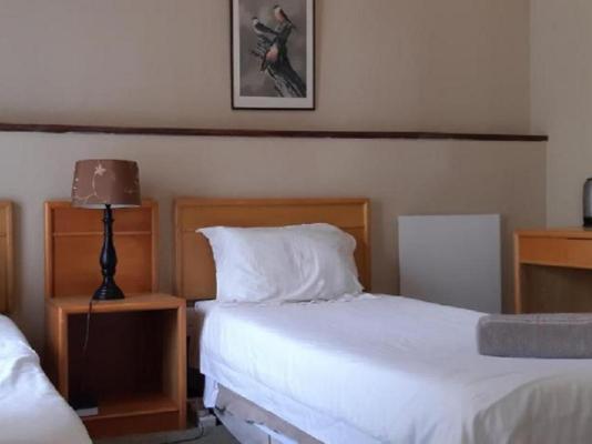 Room image 1