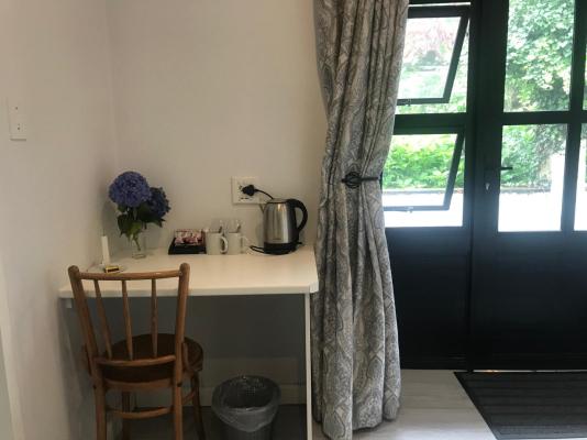 Room image 15