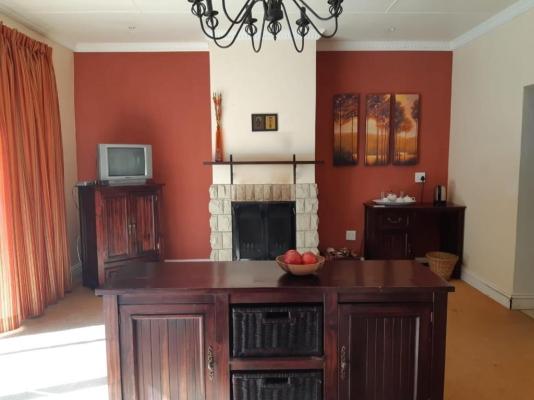 Room image 3