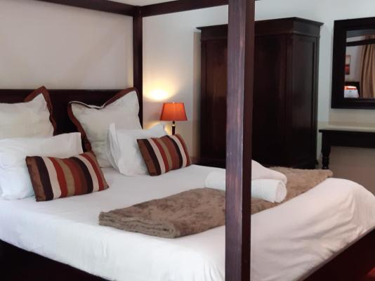 Room image 1