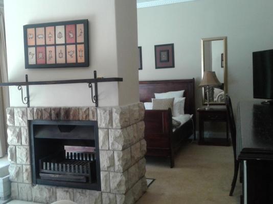 Room image 6
