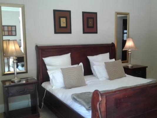 Room image 1