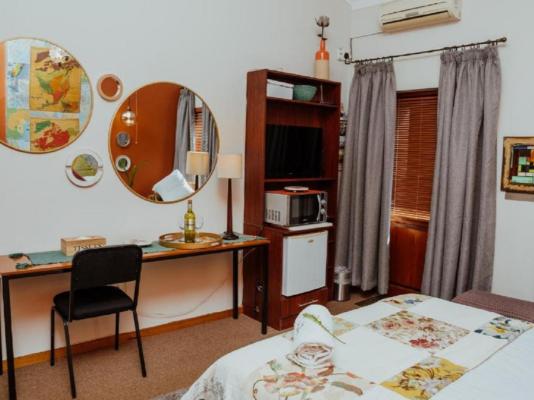 Room image 5