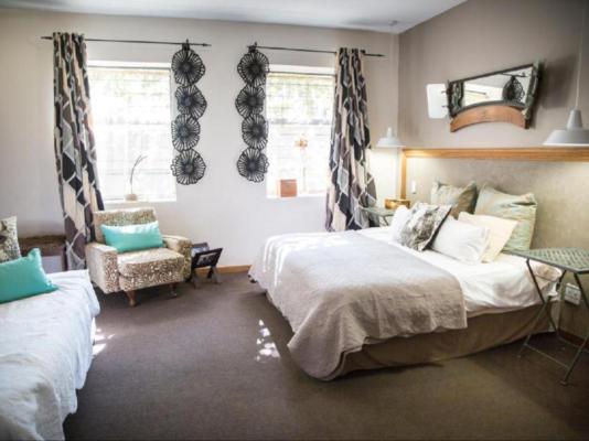Room image 3