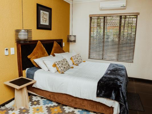 Room image 4