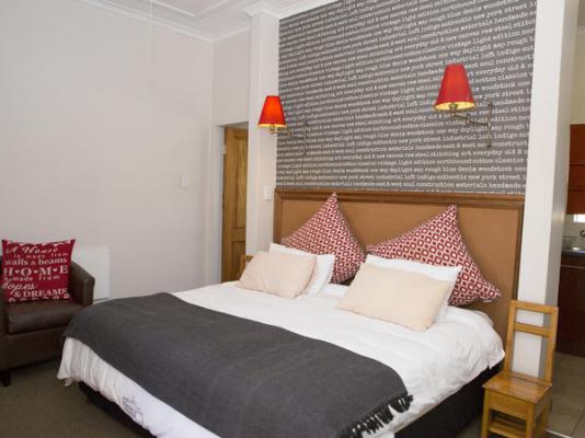 Room image 28