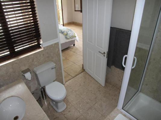 Room image 2