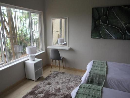 Room image 6